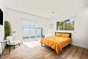 12148 Travis, Los Angeles, CA 90049 - Photo 46