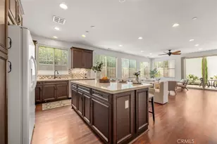177 Bright Poppy, Irvine, CA 92618 - Photo 2