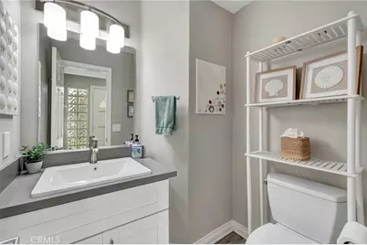 1209 Alabama Street, Huntington Beach, CA 92648 - Photo 16