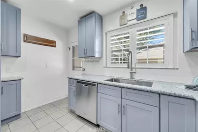 5867 Adenmoor Avenue, Lakewood, CA 90713 - Photo 10