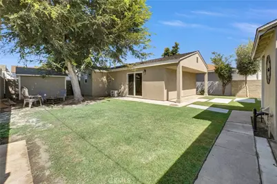 5867 Adenmoor Avenue, Lakewood, CA 90713 - Photo 18