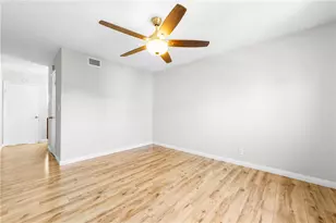 345 University, Costa Mesa, CA 92627 - Photo 42