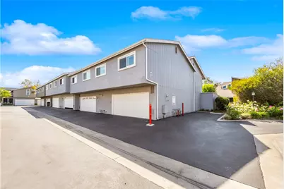 345 University, Costa Mesa, CA 92627 - Photo 64