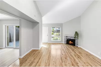 345 University, Costa Mesa, CA 92627 - Photo 10