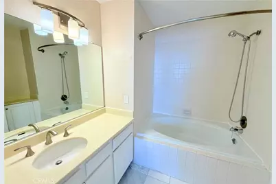 600 W 9th #1508, Los Angeles, CA 90015 - Photo 26