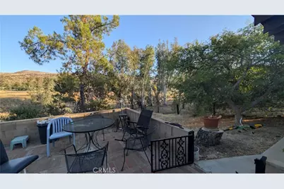 42151 Crest, Hemet, CA 92544 - Photo 16