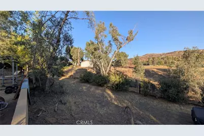 42151 Crest, Hemet, CA 92544 - Photo 18