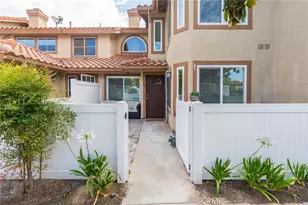 23 Vista Colinas, Rancho Santa Margarita, CA 92688 - Photo 2