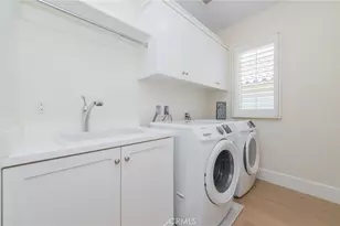 100 Avento, Irvine, CA 92602 - Photo 32