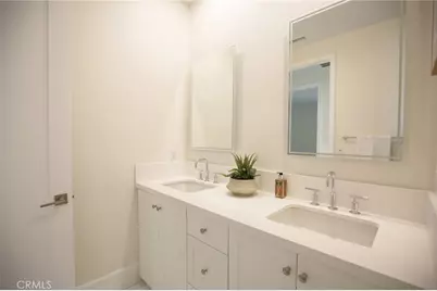 100 Avento, Irvine, CA 92602 - Photo 28