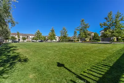 100 Avento, Irvine, CA 92602 - Photo 48