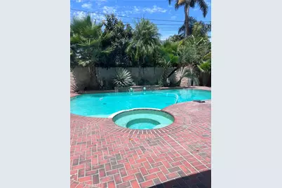 6901 Brunswick, Huntington Beach, CA 92647 - Photo 2