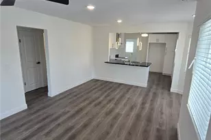 15417 15419 Tuba St, Mission Hills (San Fernando), CA 91345 - Photo 2