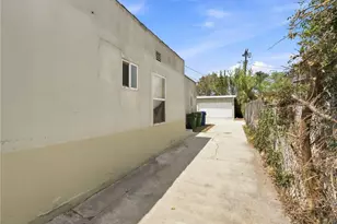 6307 S Harcourt Ave, Los Angeles, CA 90043 - Photo 6