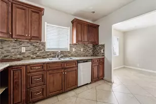 6307 S Harcourt Ave, Los Angeles, CA 90043 - Photo 18