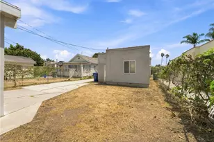 6307 S Harcourt Ave, Los Angeles, CA 90043 - Photo 12