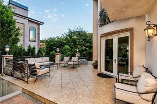1441 Robmar Dr, Beverly Hills, CA 90210 - Photo 26