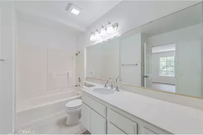 107 Oxford #34, Irvine, CA 92612 - Photo 10