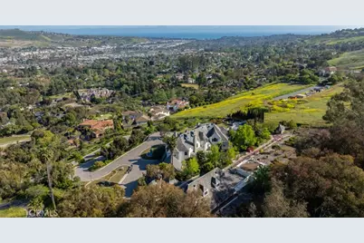 31641 Peppertree Bend, San Juan Capistrano, CA 92675 - Photo 16