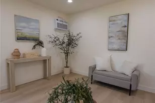 2559 Kellogg Park Dr, Pomona, CA 91768 - Photo 18