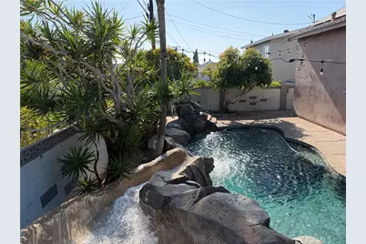 8242 Lambert Drive, Huntington Beach, CA 92647 - Photo 40