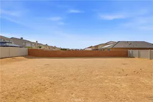 43891 61st St, Lancaster, CA 93536 - Photo 32