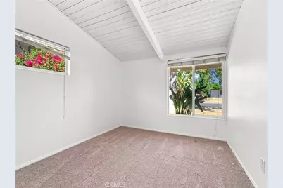 7735 Zelzah Avenue, Reseda, CA 91335 - Photo 16