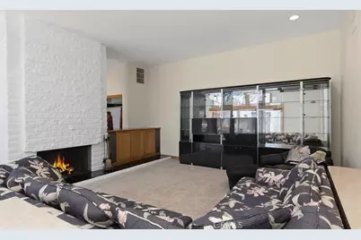 63 Seton, Irvine, CA 92612 - Photo 8