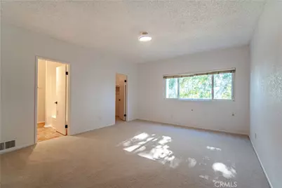 8851 Independence Avenue #Apt 33, Los Angeles, CA 91304 - Photo 22
