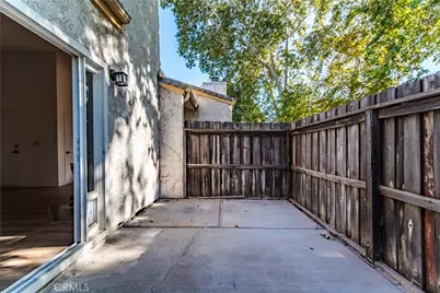 8851 Independence Avenue #Apt 33, Los Angeles, CA 91304 - Photo 34