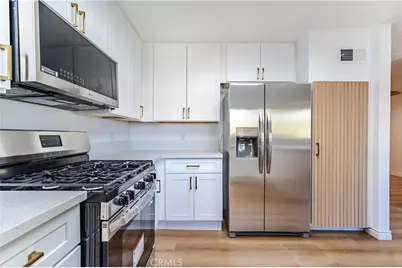 8851 Independence Avenue #Apt 33, Los Angeles, CA 91304 - Photo 16