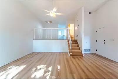 8851 Independence Avenue #Apt 33, Los Angeles, CA 91304 - Photo 4