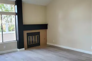 95 Stanford Ct, Irvine, CA 92612 - Photo 4