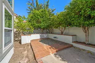 27 Almeria, Irvine, CA 92614 - Photo 30