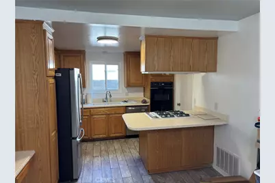 6562 Corrine, Huntington Beach, CA 92647 - Photo 8