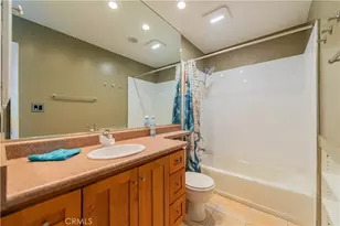 1000 W MacArthur Blvd, Santa Ana, CA 92707 - Photo 20
