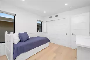 4014 Channel Pl, Newport Beach, CA 92663 - Photo 32