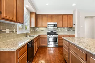 35672 Loggins Ct, Winchester, CA 92596 - Photo 6