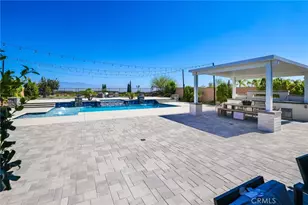 2627 Chad Zeller, Corona, CA 92882 - Photo 32