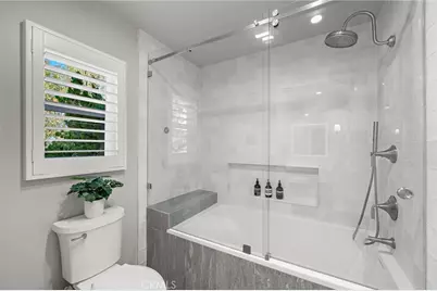 8239 Sugarman Drive, La Jolla, CA 92037 - Photo 16