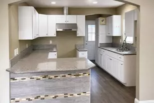 344 E 81st St, Los Angeles, CA 90003 - Photo 1
