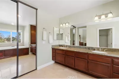 21151 Wood Hollow Lane, Rancho Santa Margarita, CA 92679 - Photo 24