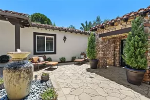 36690 Calle De Lobo, Murrieta, CA 92562 - Photo 10