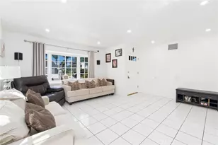 4331 Rafael, Irvine, CA 92604 - Photo 2
