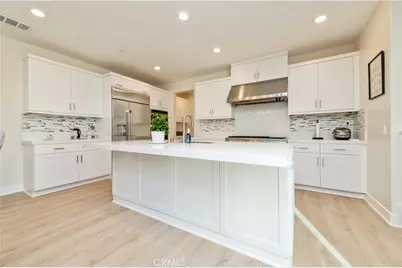 200 Zawn, Irvine, CA 92618 - Photo 10