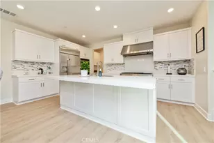 200 Zawn, Irvine, CA 92618 - Photo 10