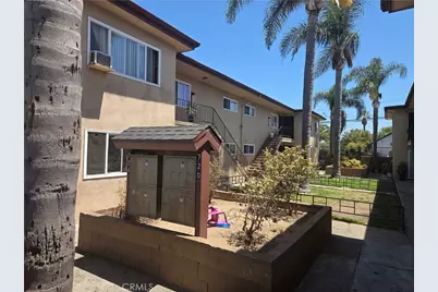 724 N Wilmington, Wilmington, CA 90744 - Photo 2