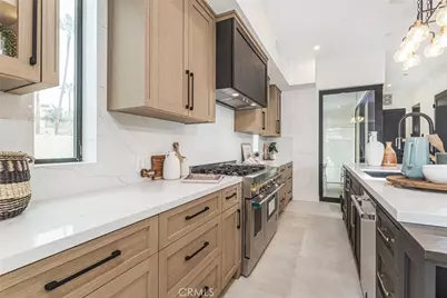 328 3rd Street, Huntington Beach, CA 92648 - Photo 10