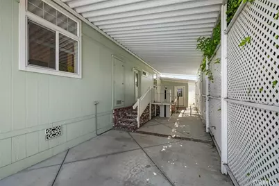 16422 Poipu Ln, Huntington Beach, CA 92649 - Photo 38
