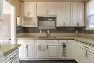 14300 S Ainsworth, Los Angeles, CA 90247 - Photo 38